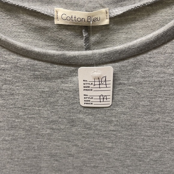 NWT Gray dress with Pockets - Picture 4 of 4